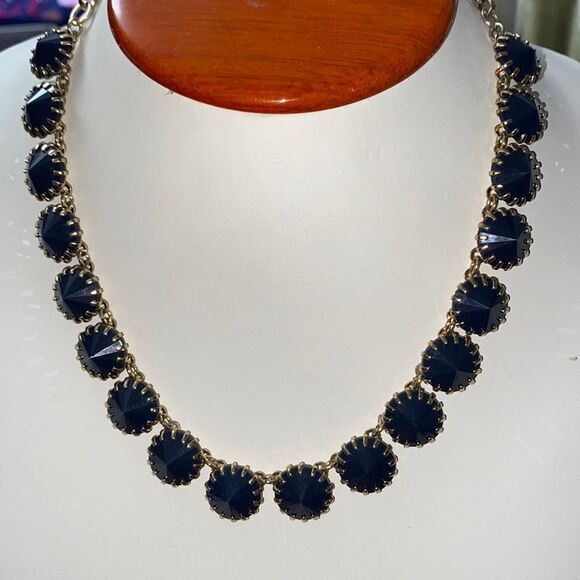 Retired J. Crew Venus Fly Trap Necklace - Picture 1 of 8